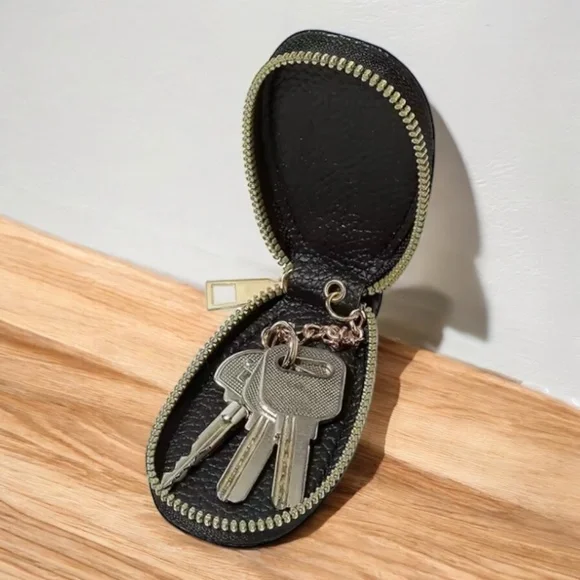 PU leather key case - Picture 3 of 7